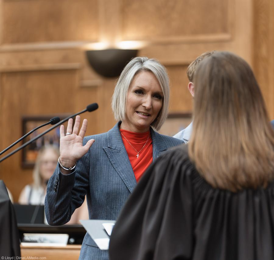 Christine Erickson mayoral inauguration photographed by Lloyd Duimstra, Sioux Falls SD