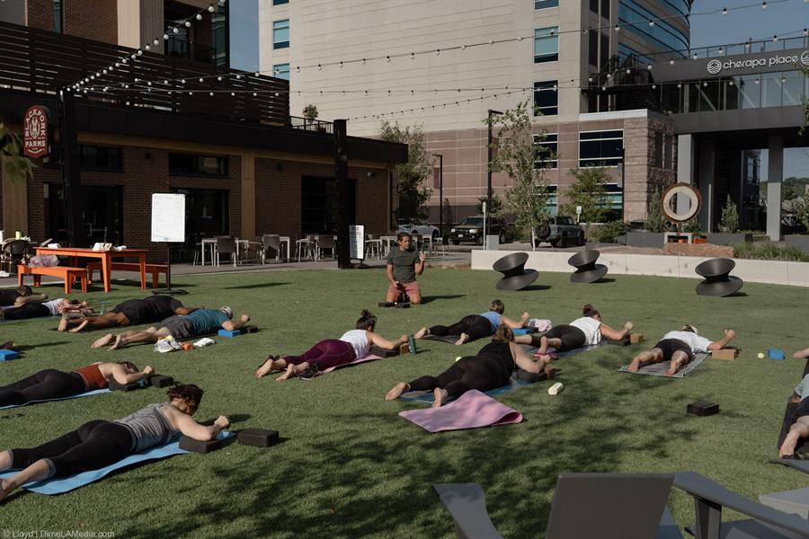 Sisu fitness and wellness event photographed by Lloyd Duimstra, downtown Sioux Falls SD