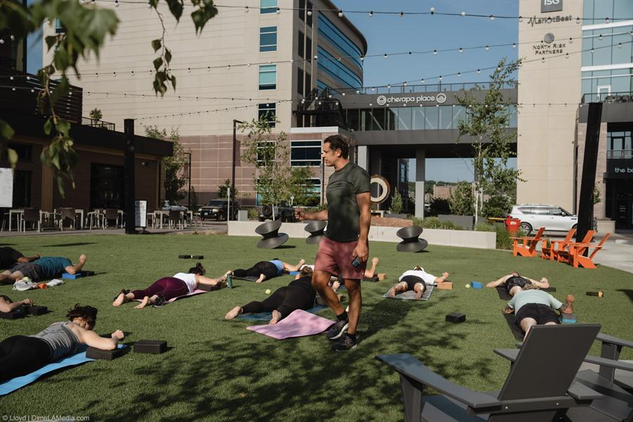 Sisu fitness and wellness event photographed by Lloyd Duimstra, downtown Sioux Falls SD