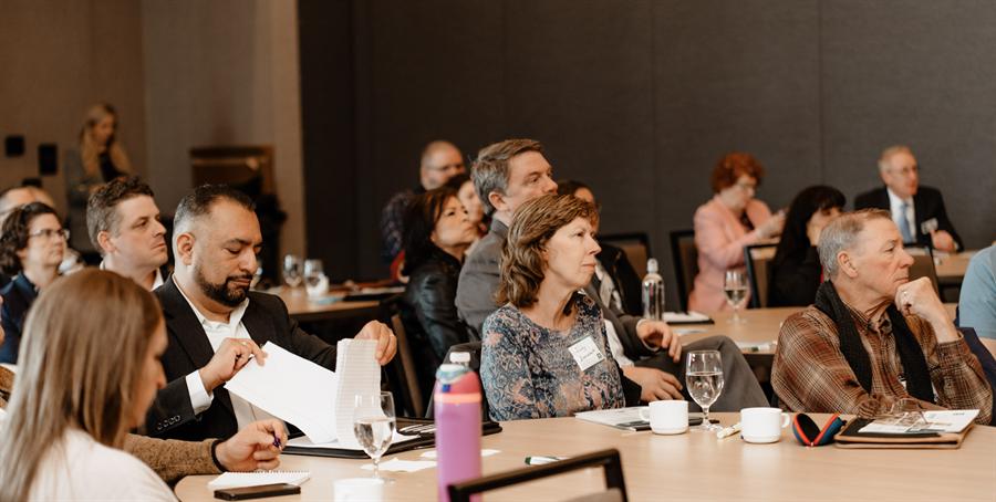 Corporate conference photography for FHLB Des Moines by Lloyd Duimstra, Sioux Falls SD