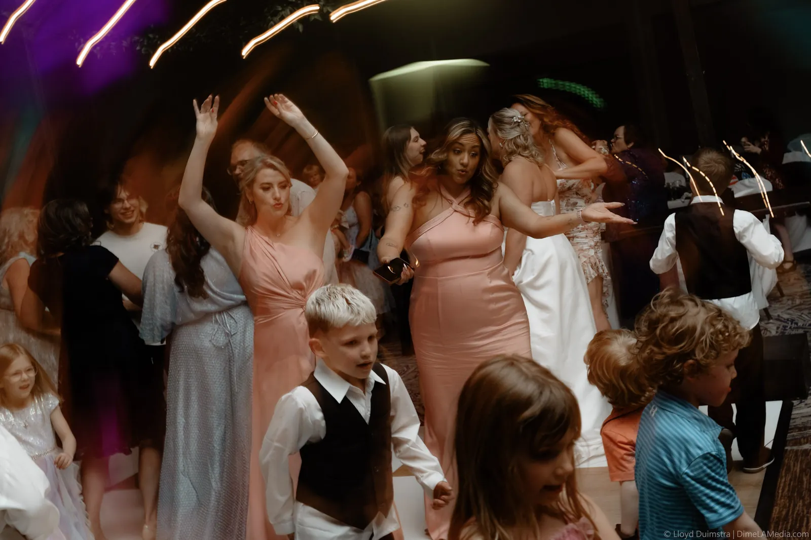 Wedding photography by Lloyd Duimstra, Sioux Falls SD