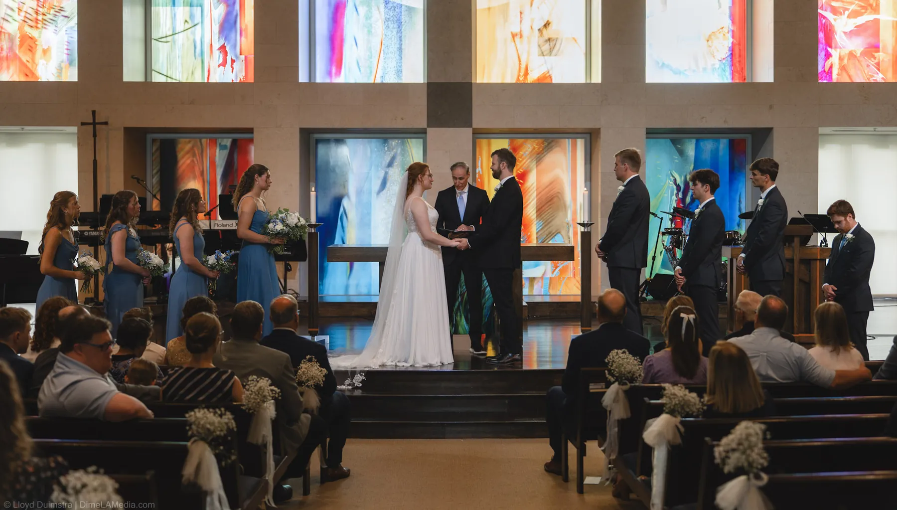 Wedding moment captured by Lloyd Duimstra, Sioux Falls SD
