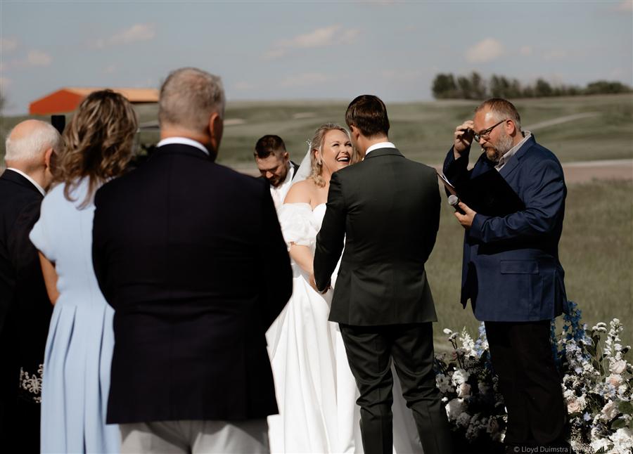 Wedding photography by Lloyd Duimstra, Sioux Falls SD